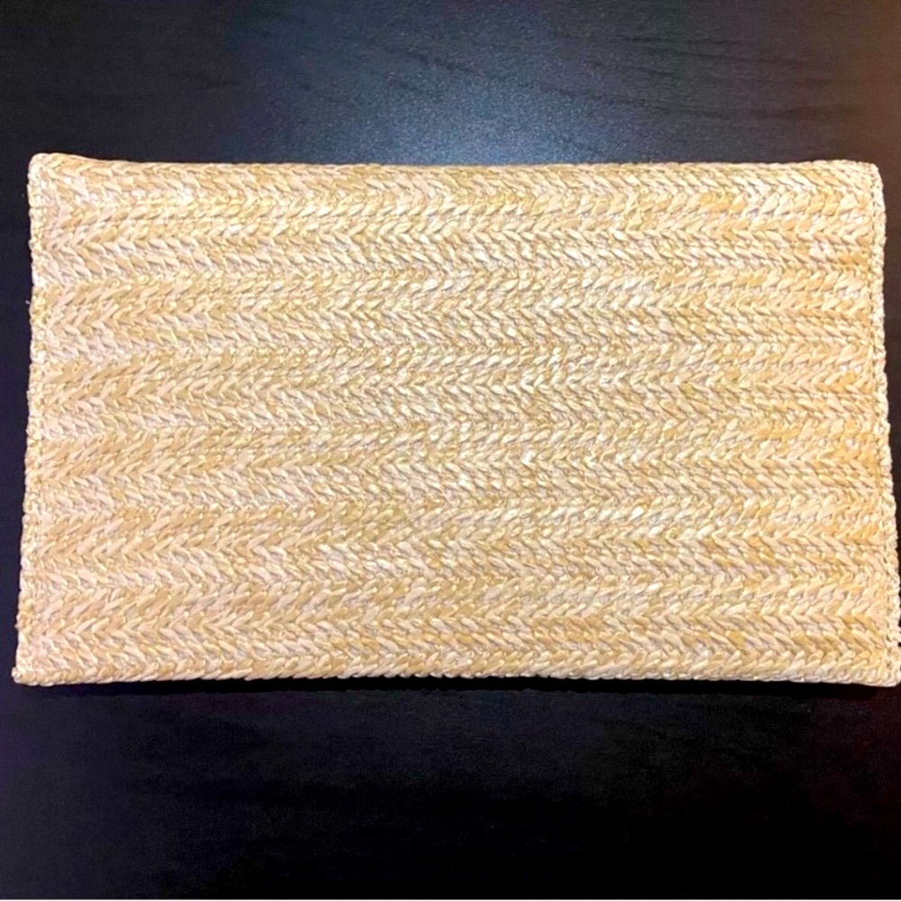 DIOR Beauty NIB Raffia Rattan Clutch - Picture 2 of 7